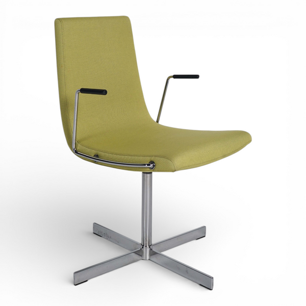 Konferansestol fra Fora Form