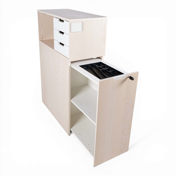 Tårnskap med hylle høyre