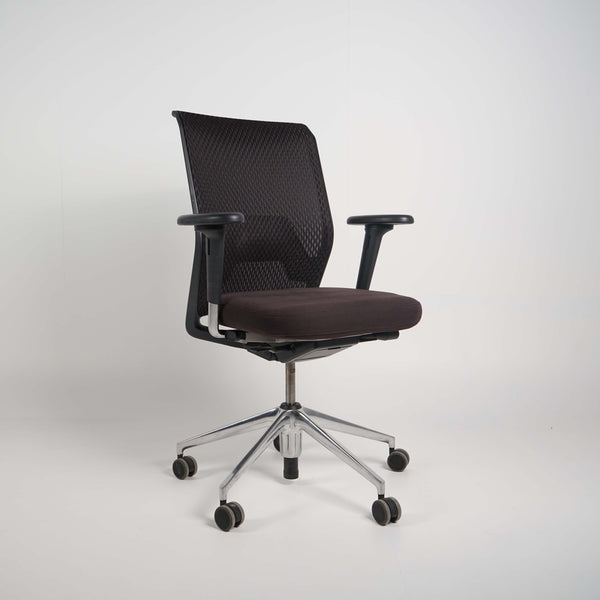 Vitra ID mesh