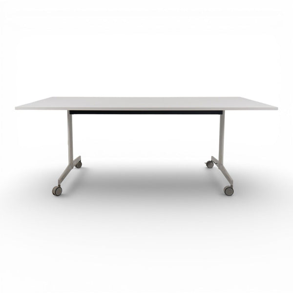 Møtebord m/ flip top funksjon 200x100cm