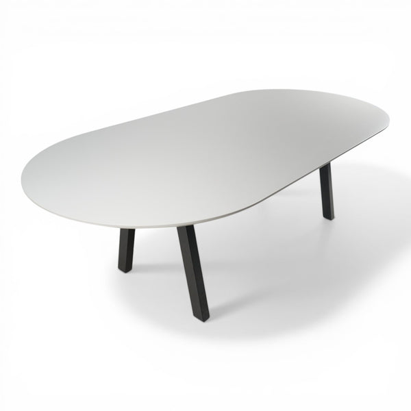 Ovalt Møtebord 240x120, grå bordplate m/sort understell