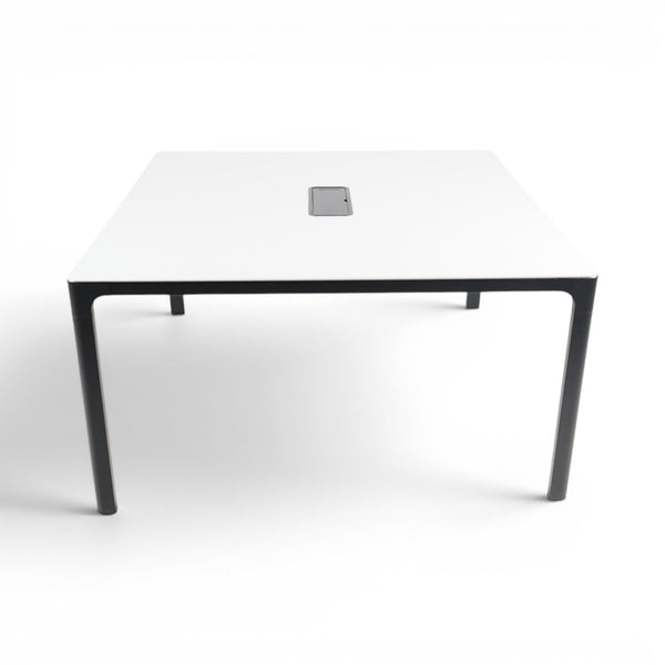 Ikea bekant møtebord 140x140