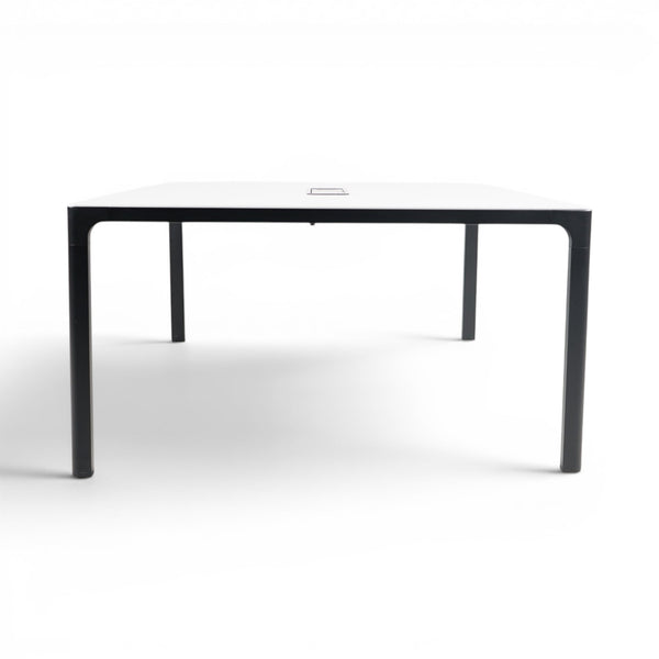 Ikea bekant møtebord 140x140