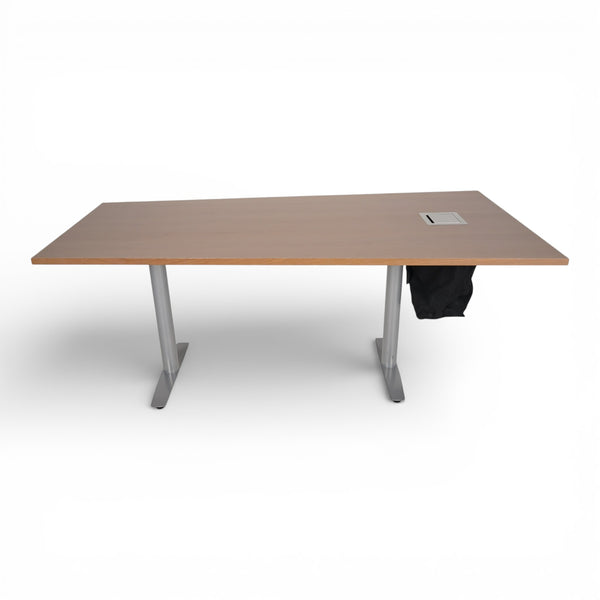 Møtebord trapes m/luke Eik 180x70-90cm