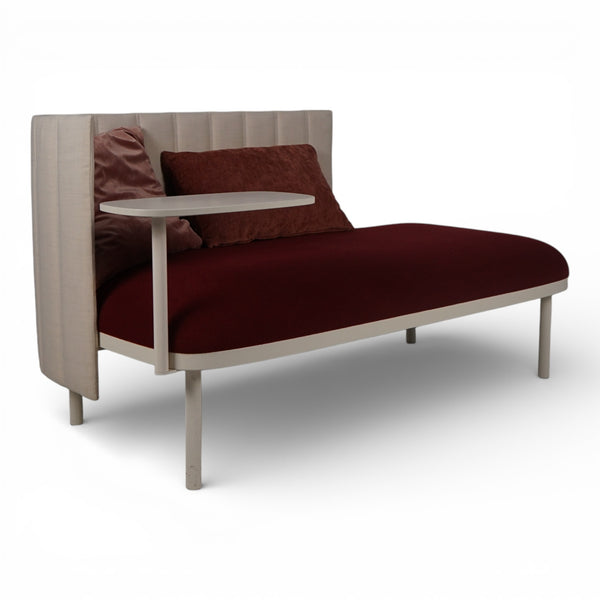 Loungesofa med sidebord