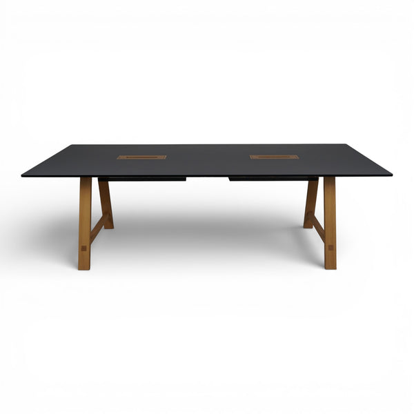 Møtebord, Steingrå med eikeben 240x110