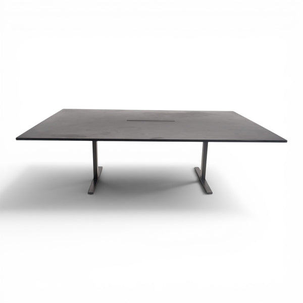 Helsort møtebord 240x150