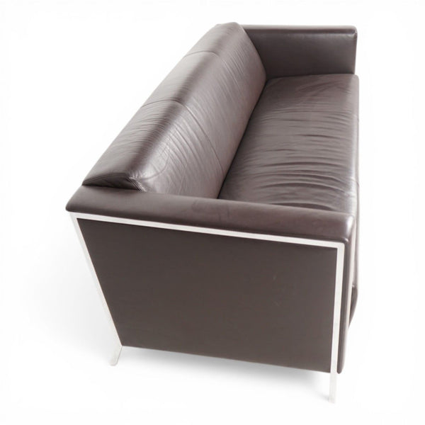 3-seter brun skinnsofa fra Moroso