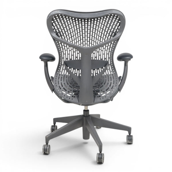Herman Miller Mirra 2 kontorstol, graphite