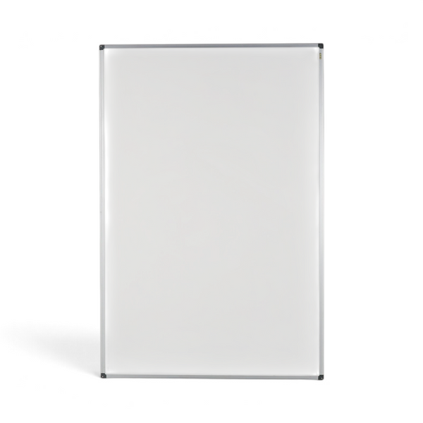 Bi-Office whiteboard i emalje 150x100 cm med sølvfarget aluminiumsramme