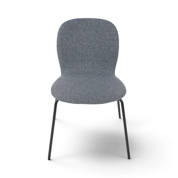 IKEA KARLPETTER stol i grått stoff med avrundet rygg og slanke sorte metallbein