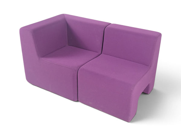 Refurnish by Loopr Ahrend modulær loungesofa i mørklilla tekstil med moderne minimalistisk design