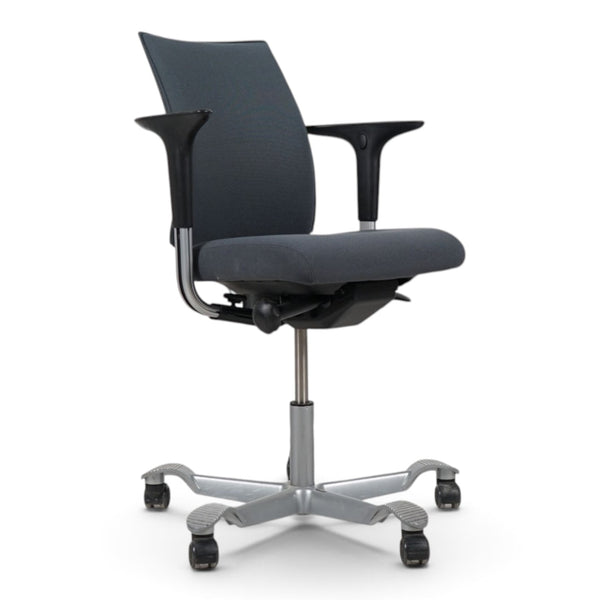 Refurnish by Loopr HÅG H05 5400 office chair with grey fabric seat, adjustable armrests, and silver grey base