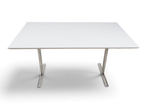 Refurnish by Loopr konferansebord fra Howe med hvit bordplate og sølvfargede metallbein, 140x80 cm.