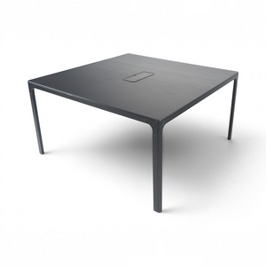 Refurnish by Loopr IKEA BEKANT kvadratisk sort møtebord 140x140 cm med slitesterk overflate og pulverlakkert understell