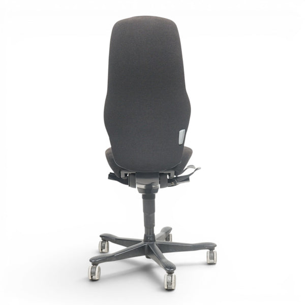 Refurnish by Loopr black fabric ergonomic office chair, Kinnarps 8000-serien, adjustable features