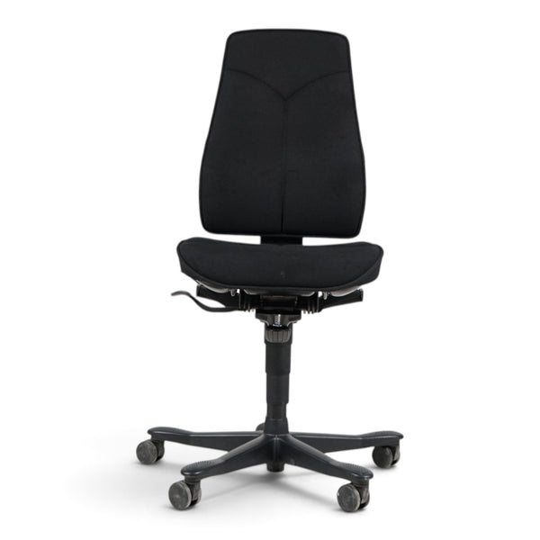 Refurnish by Loopr Kinnarps ergonomic office chair in black fabric with adjustable height and no armrests