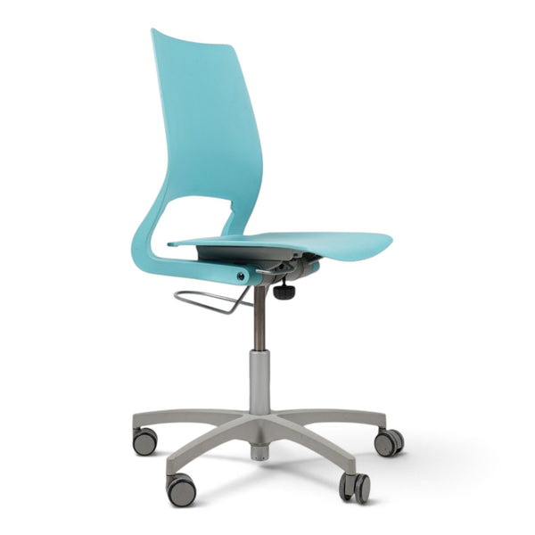 Refurnish by Loopr Kinnarps conference chair in light blue with a sleek armless design and rolling caster base