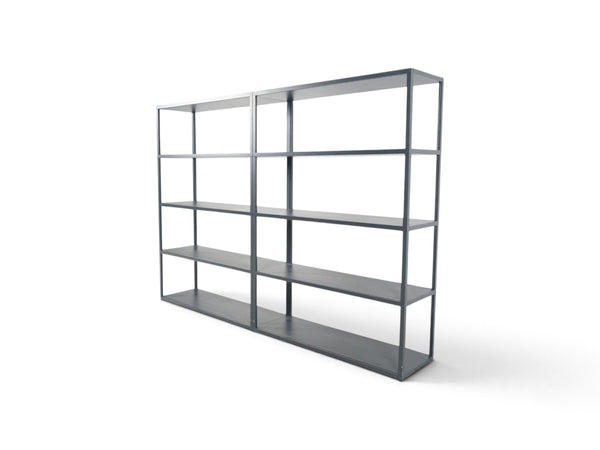 Refurnish by Loopr åpen hylle i sort metall med industrielt design, ideell som romdeler eller bokhylle på kontoret.